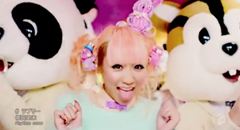 大根仁 倖田來未「ラブリー」PVを『久々の大惨事』と評する