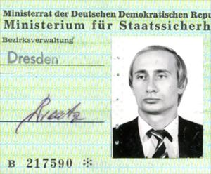 モーリー・ロバートソン　プーチン大統領・東ドイツ秘密警察身分証発見を語る
